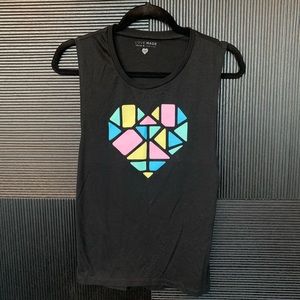 LOVE MADE 💚 T-shirt